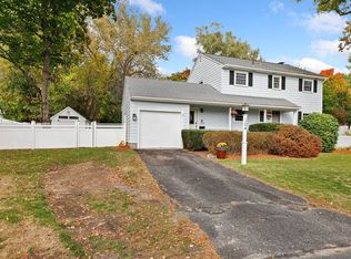 104 Indian Head Rd, Framingham, MA 01701