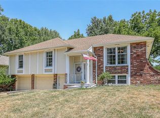 1100 SW 21st St, Blue Springs, MO 64015