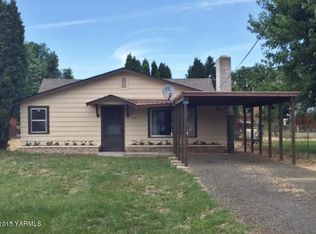 1210 Canal Ave, Tieton, WA