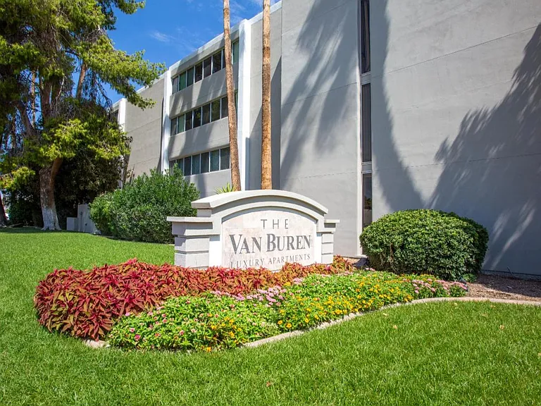 The Van Buren — Photo 36