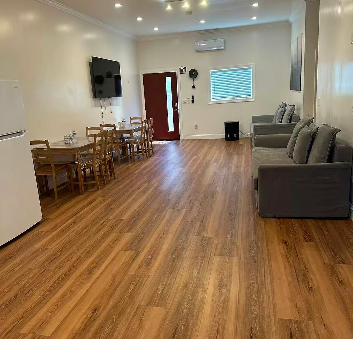 331 Electric Avenue, Unit 331 D — Photo 2
