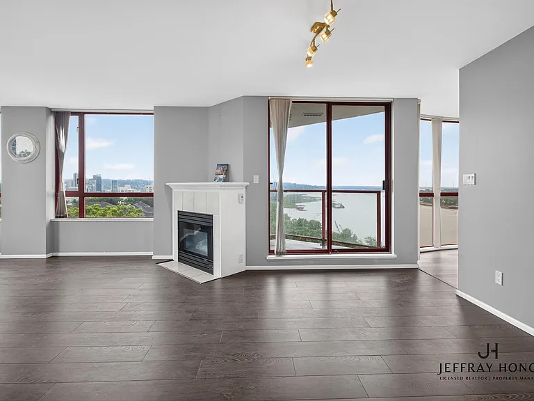 38 Leopold Pl #901 — Photo 4