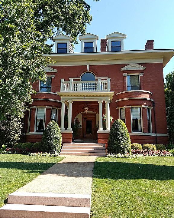 1st image of 3233 Hawthorne Blvd
