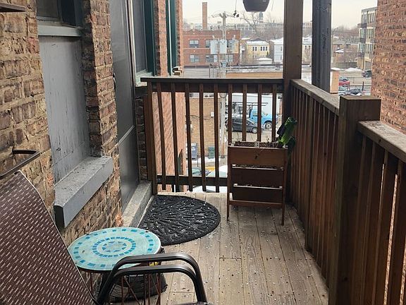 2nd image of 3222 N Karlov Ave APT 3