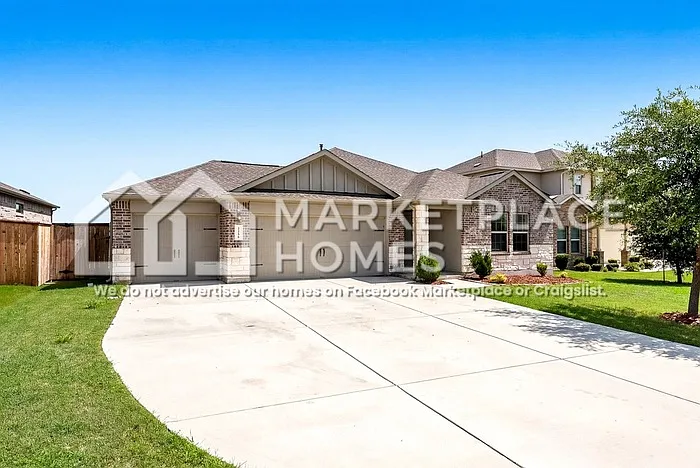 3416 Pauling Loop — Photo 2