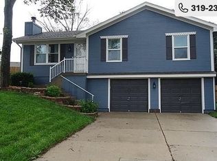 2140 SW British Dr, Lees Summit, MO 64081