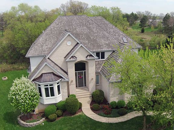 5th image of 7001 Lauren Ct