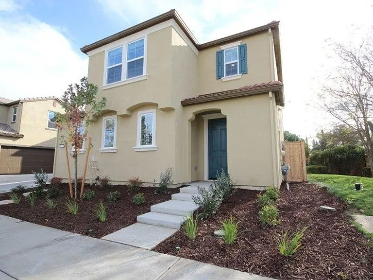 4800 Ocean Ln — Photo 1