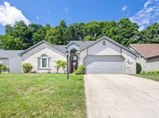 8612 Spring Forest Dr, Fort Wayne, IN 46804