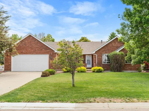 2243 Breckenridge Dr, Berthoud, CO 80513