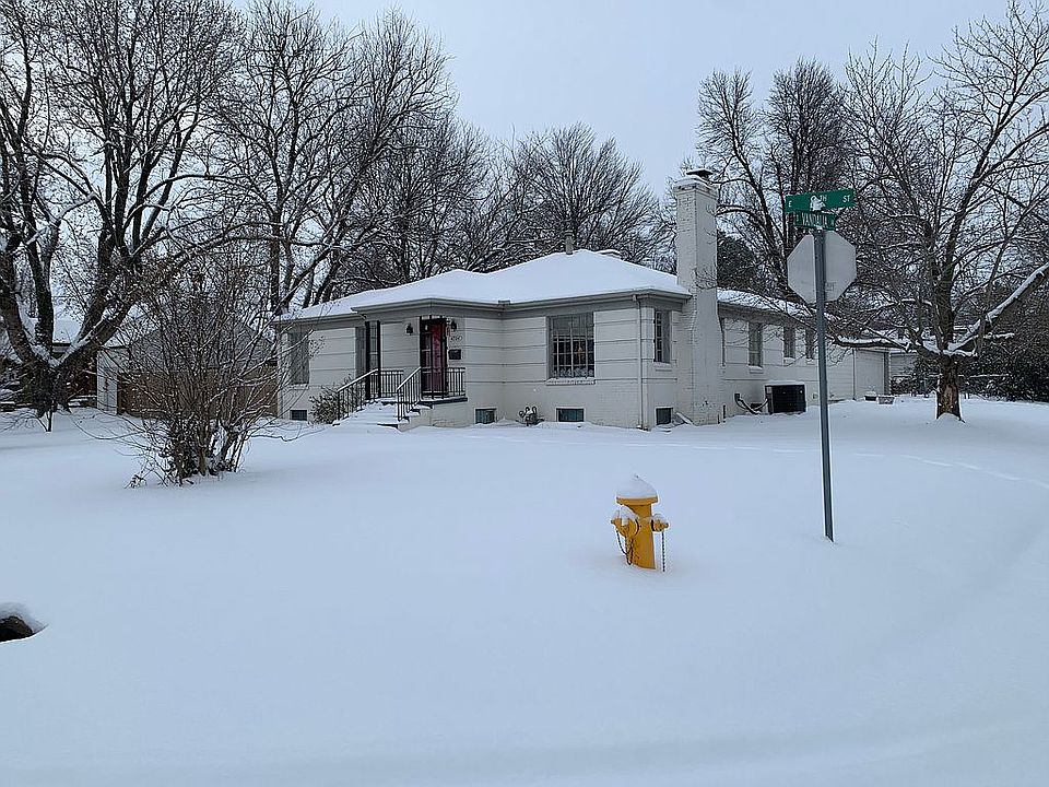 2nd image of 4704 E 8th St