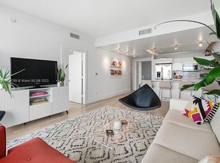 601 NE 36th St APT 1602, Miami, FL 33137