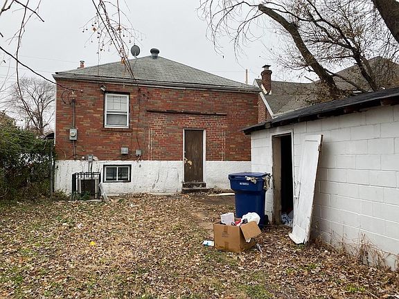 2nd image of 6339 Stratford Ave