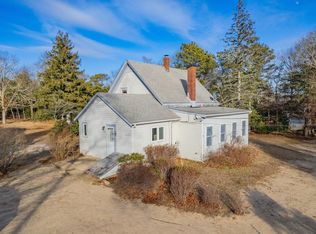 29 Head Of The Bay Rd, Buzzards Bay, MA 02532