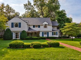 8459 Woolworth Ave, Omaha, NE 68124