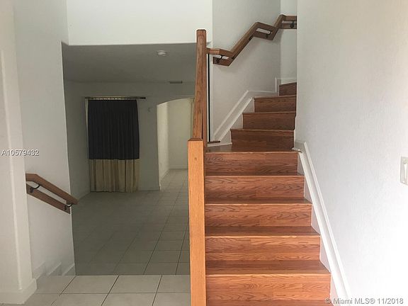 5th image of 11050 NW 87th St