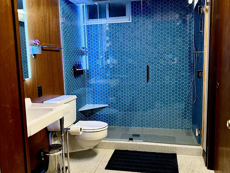 Full bath