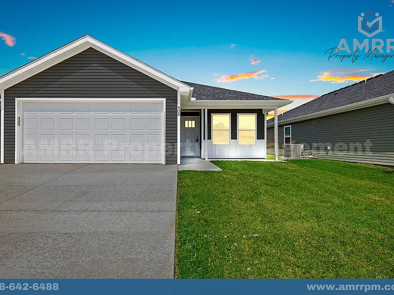 409 Golden Field Rd — Photo 1