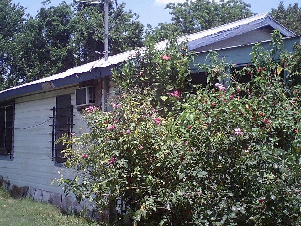 2nd image of 705 19th St