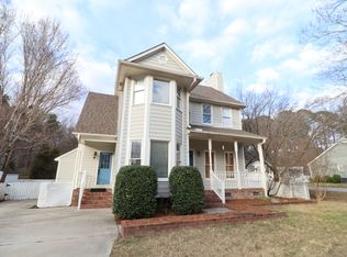 2704 Thurrock Dr, Apex, NC 27539