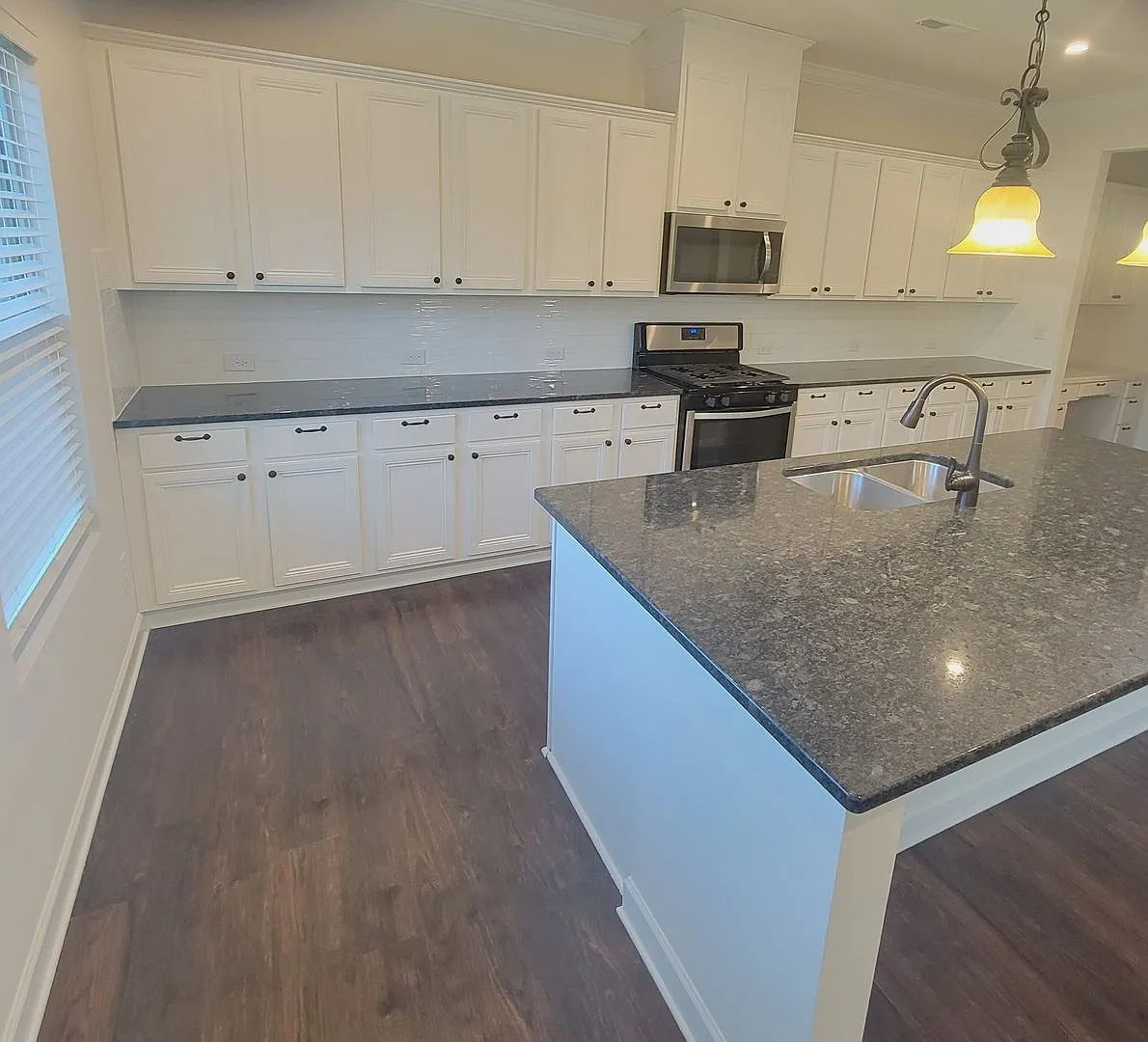 Building Photo - 4637 Collingham Dr