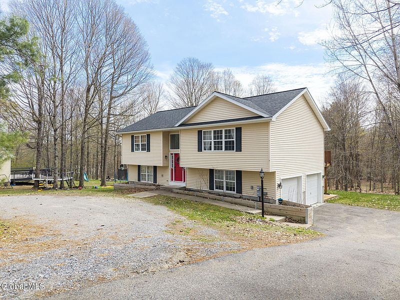 4th image of 164 N Greenfield Road