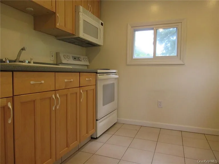 129 Charles Colman Blvd #A2 — Photo 8