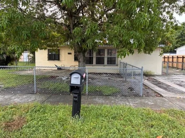 3100 NW 162nd St, Miami Gardens, FL 33054