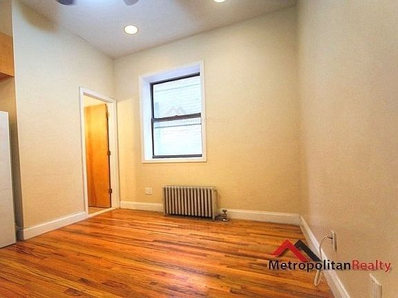 2nd image of 541 Bergen St APT 4B