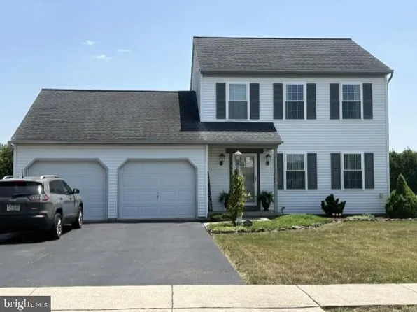 3320 Nicole Ct, Dover, PA 17315