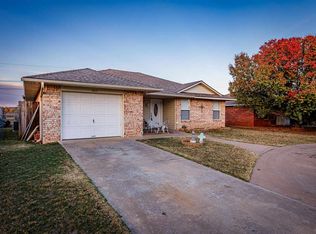 207 E B Ave, Cache, OK 73527