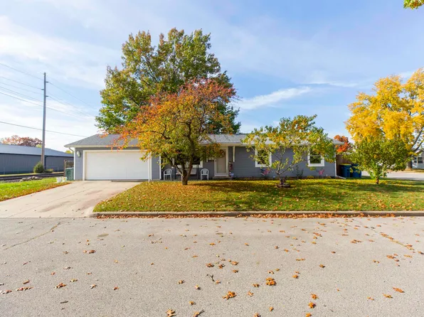 701 Fairmount Ave, Mishawaka, IN 46545