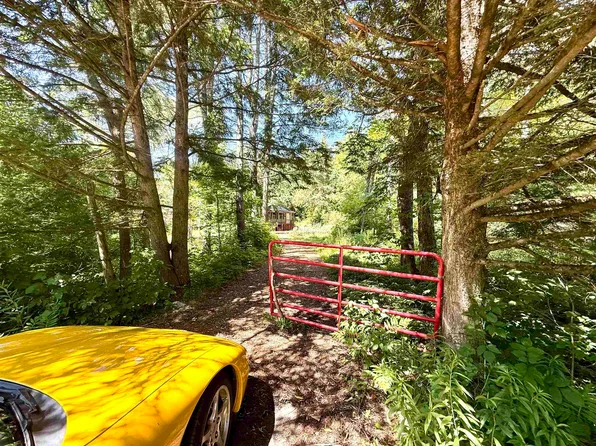 3286 VT Route 113, Vershire, VT 05083