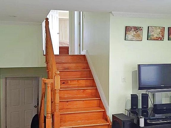 5th image of 122-02 22nd Ave Floor 1