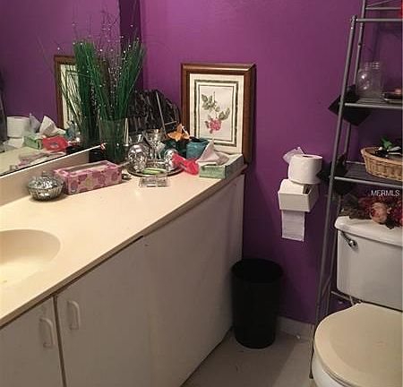 2nd image of 884 Jarnac Dr