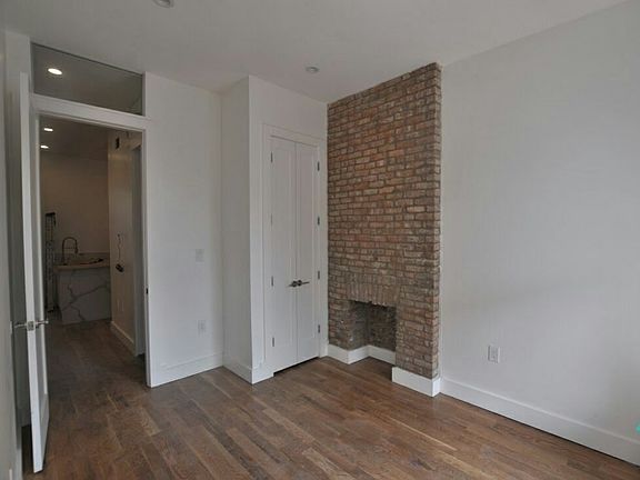 4th image of 96 Lewis Ave #1