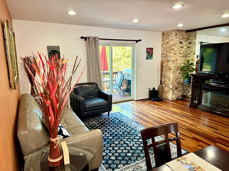 5203 Harbor Court Dr — Photo 13