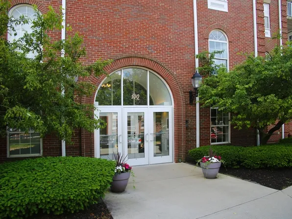 100 Boatswains Way APT 309, Chelsea, MA 02150