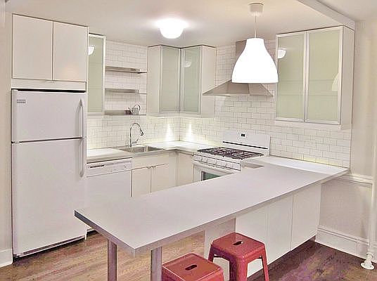 4th image of 1080 Dean St #1