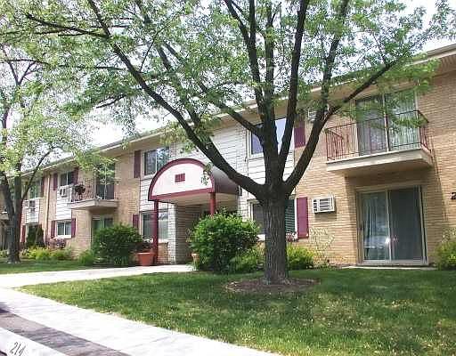 1st image of 550 Chase Dr APT 8