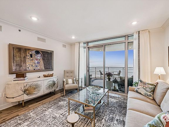 4th image of 801 E Beach Dr Unit Tw1704