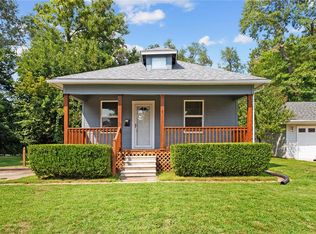 2 E 11th St, Alton, IL 62002