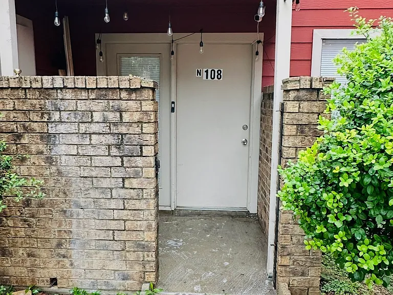 9827 Walnut St #N108 — Photo 3