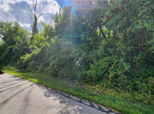 Vendome Dr S #75, Rochester, NY 14606