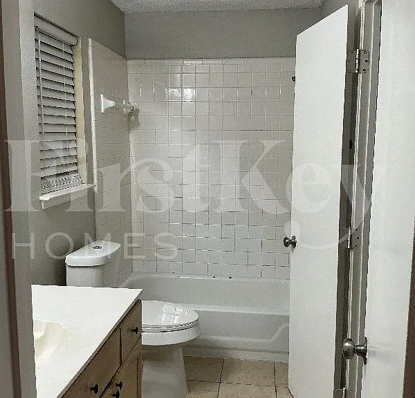 1733 Prescott Dr — Photo 9