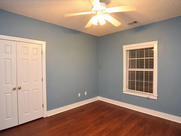 362 Bristol Way — Photo 5