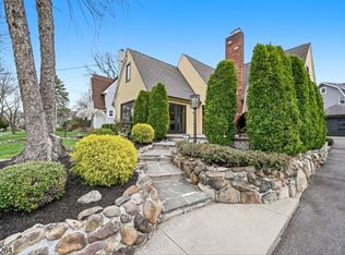 11 Ashton Pl, Glen Rock Boro, NJ 07452