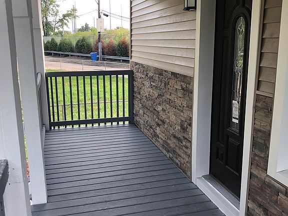 2nd image of 9244 S Blackstone Ave