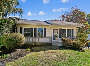 304 Crestview Ct, Westminster, MD 21158