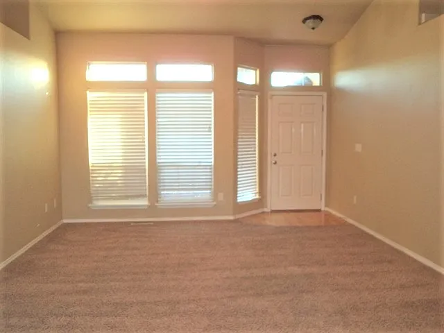 8456 W Harmonica Way — Photo 7